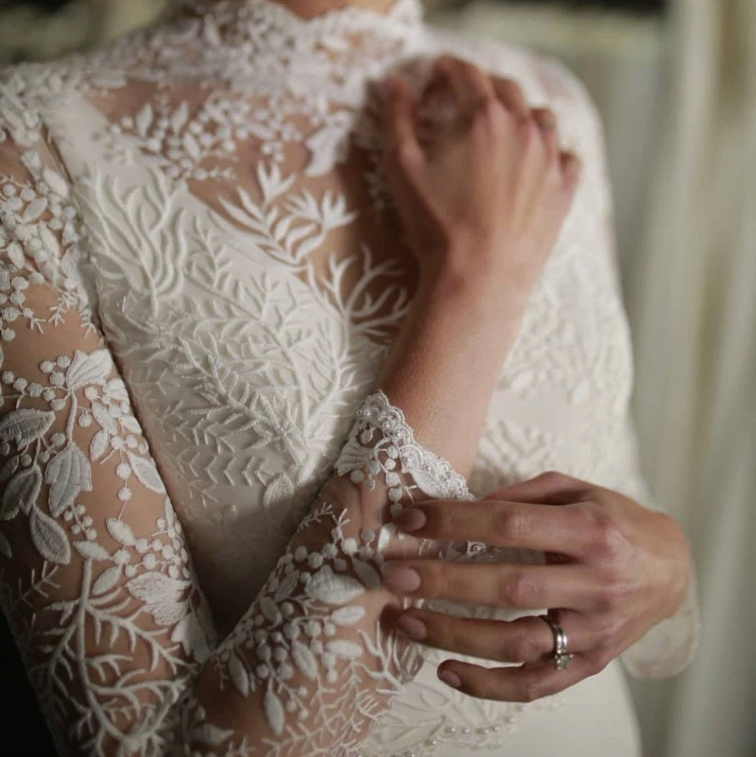 Plain (Unembellished) Lace : Wedding Dress - Bridal Fabrics