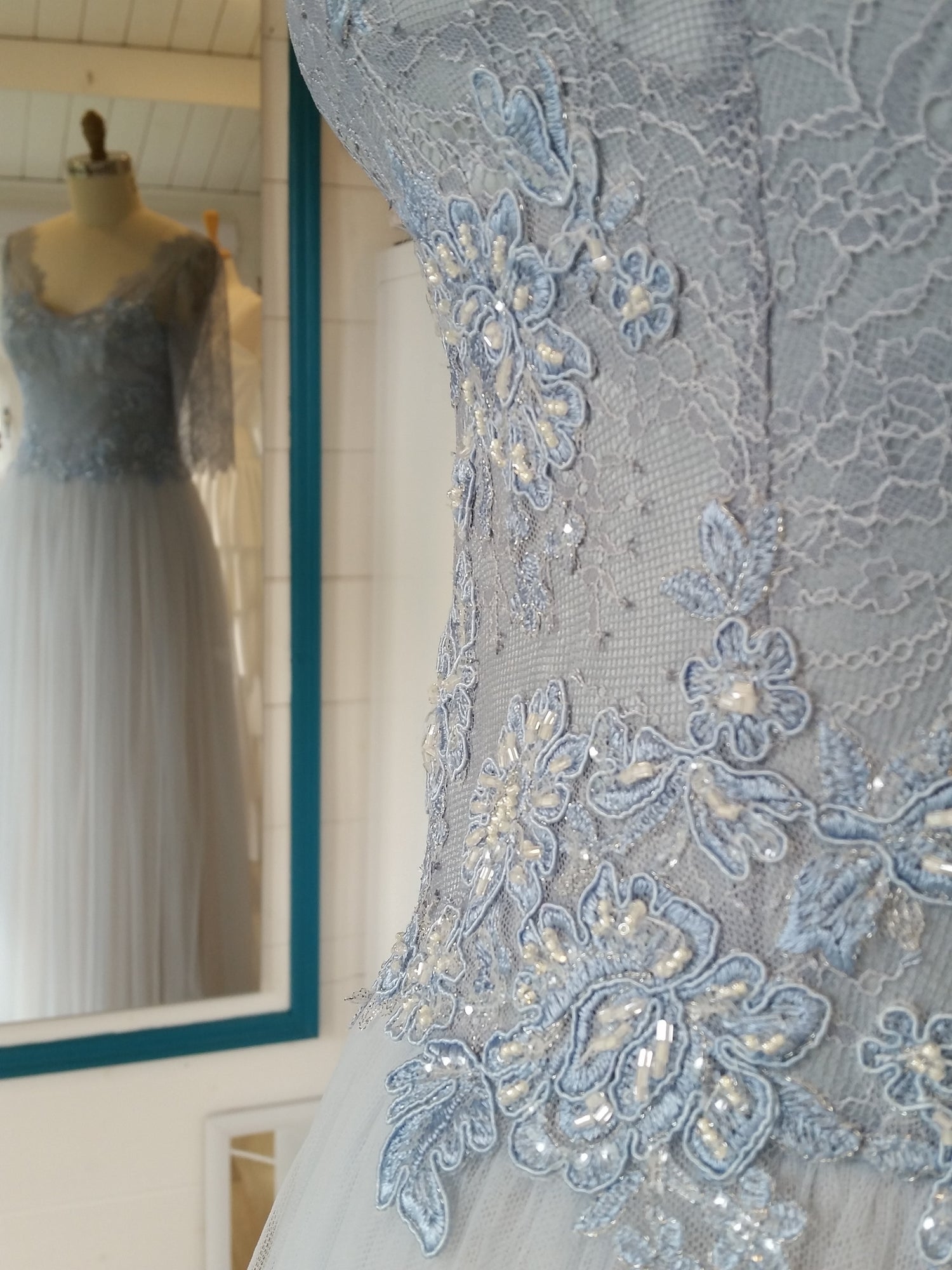 Victoria Lace China Blue Dress4