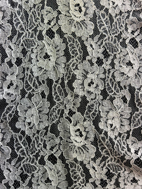 Ivory Chantilly Lace - Amy