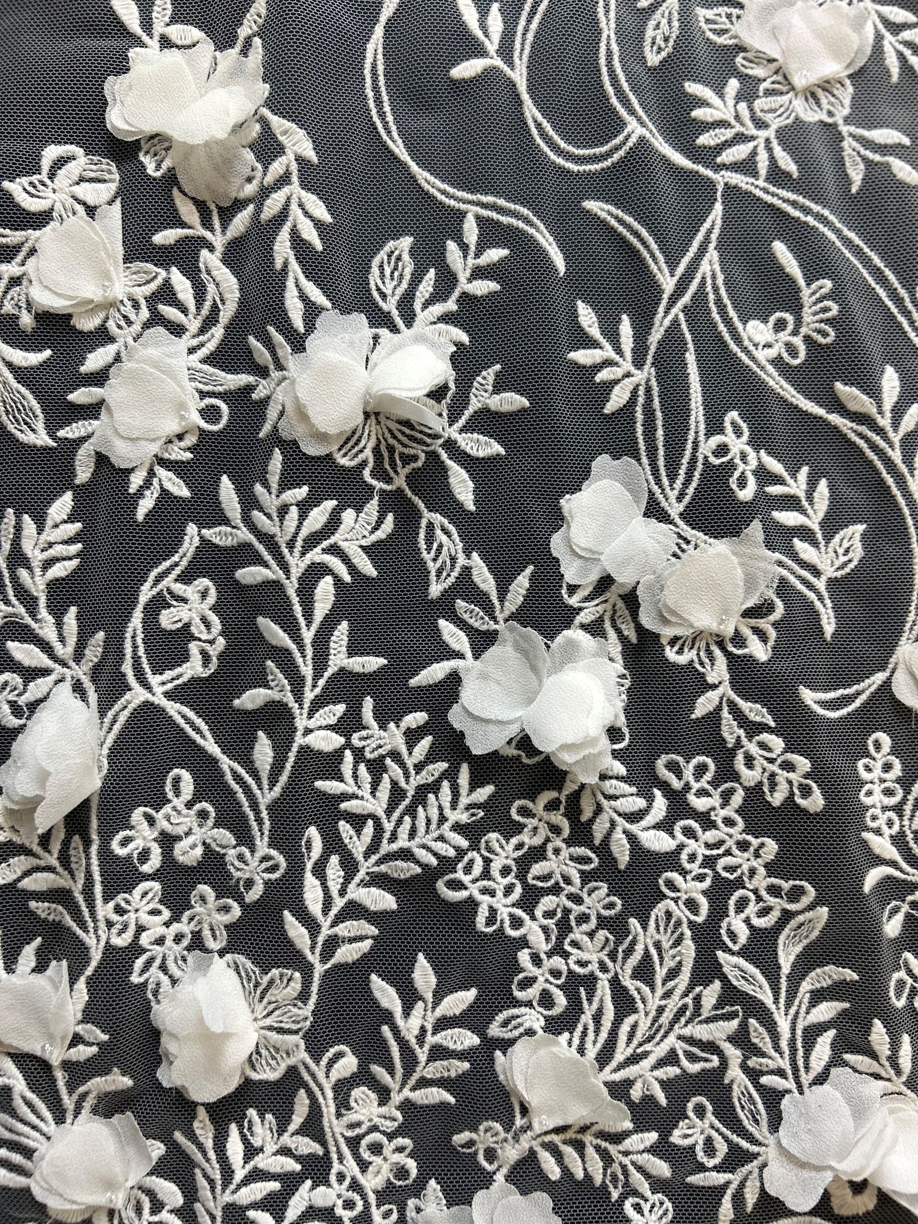 Ivory 3D Lace - Armandine