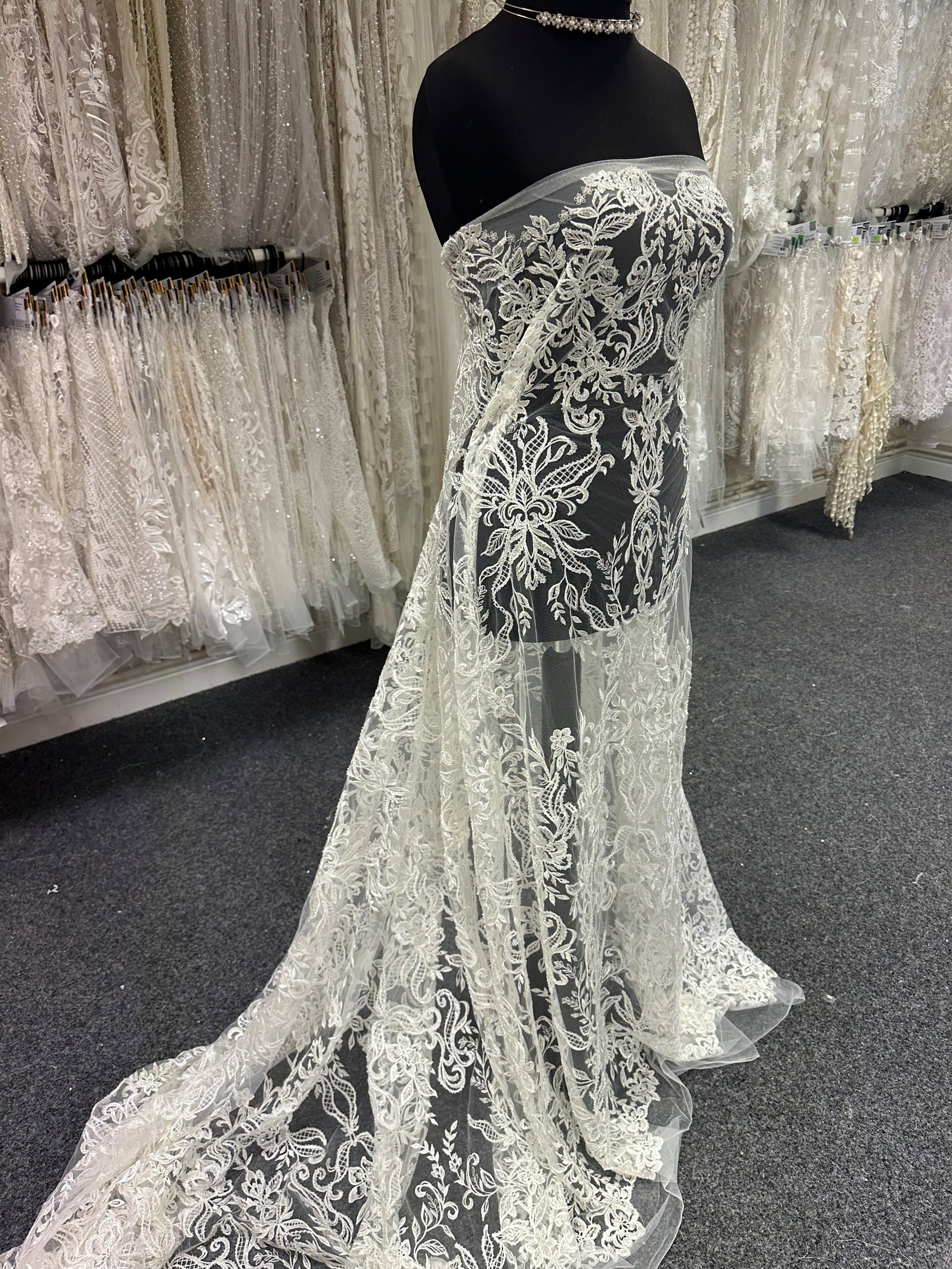 Ivory Embellished Lace - Avena