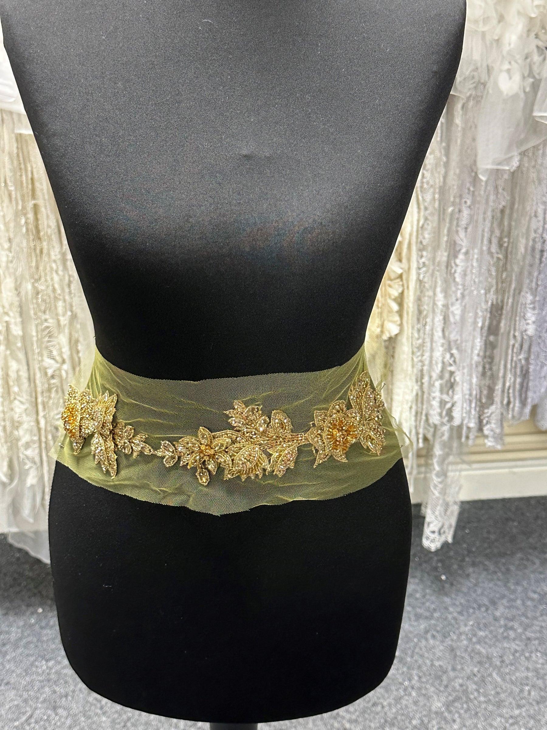 Crystal Dress Trim - Gravity (Gold)