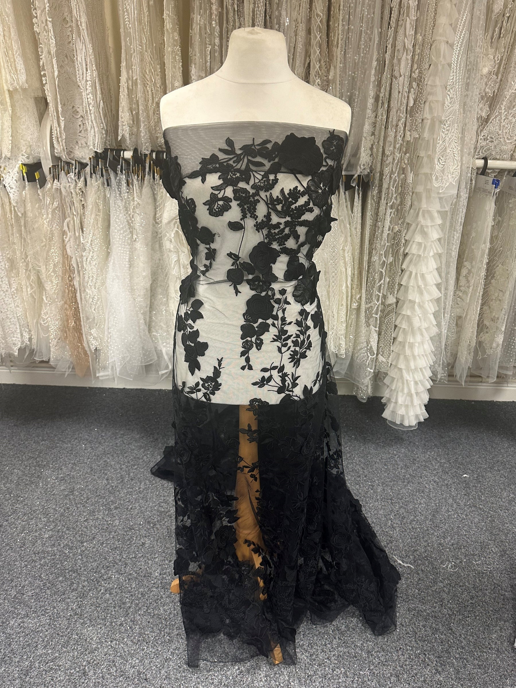 Black 3D Lace - Meghan