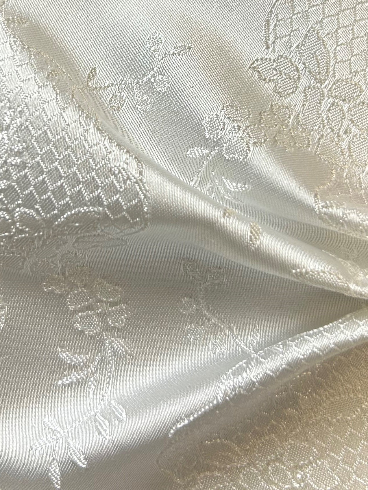 Ivory Jacquard Fabric - Antwerp