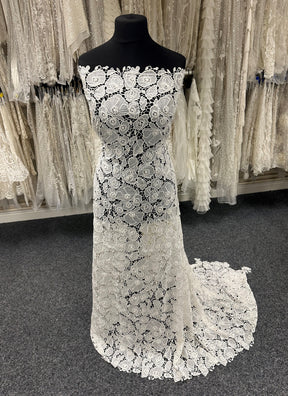 Ivory Embroidered Lace - Elsa