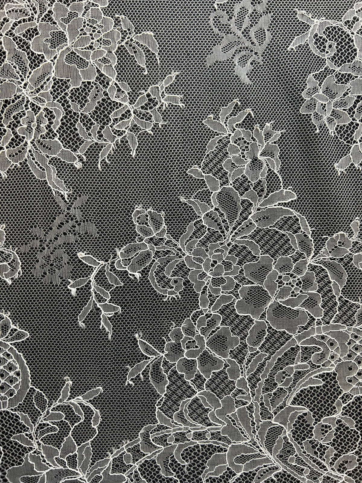 Ivory Raschel Lace - Sigrid