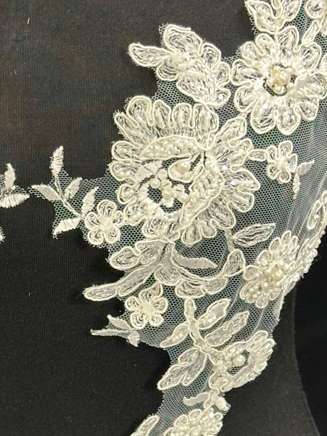 Ivory Corded Lace Appliques - Wisteria