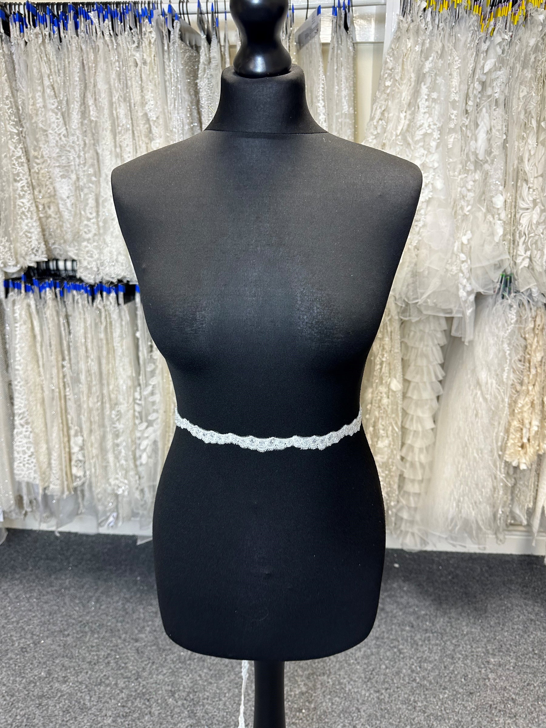 Ivory Beaded Lace Trim - Ashanti