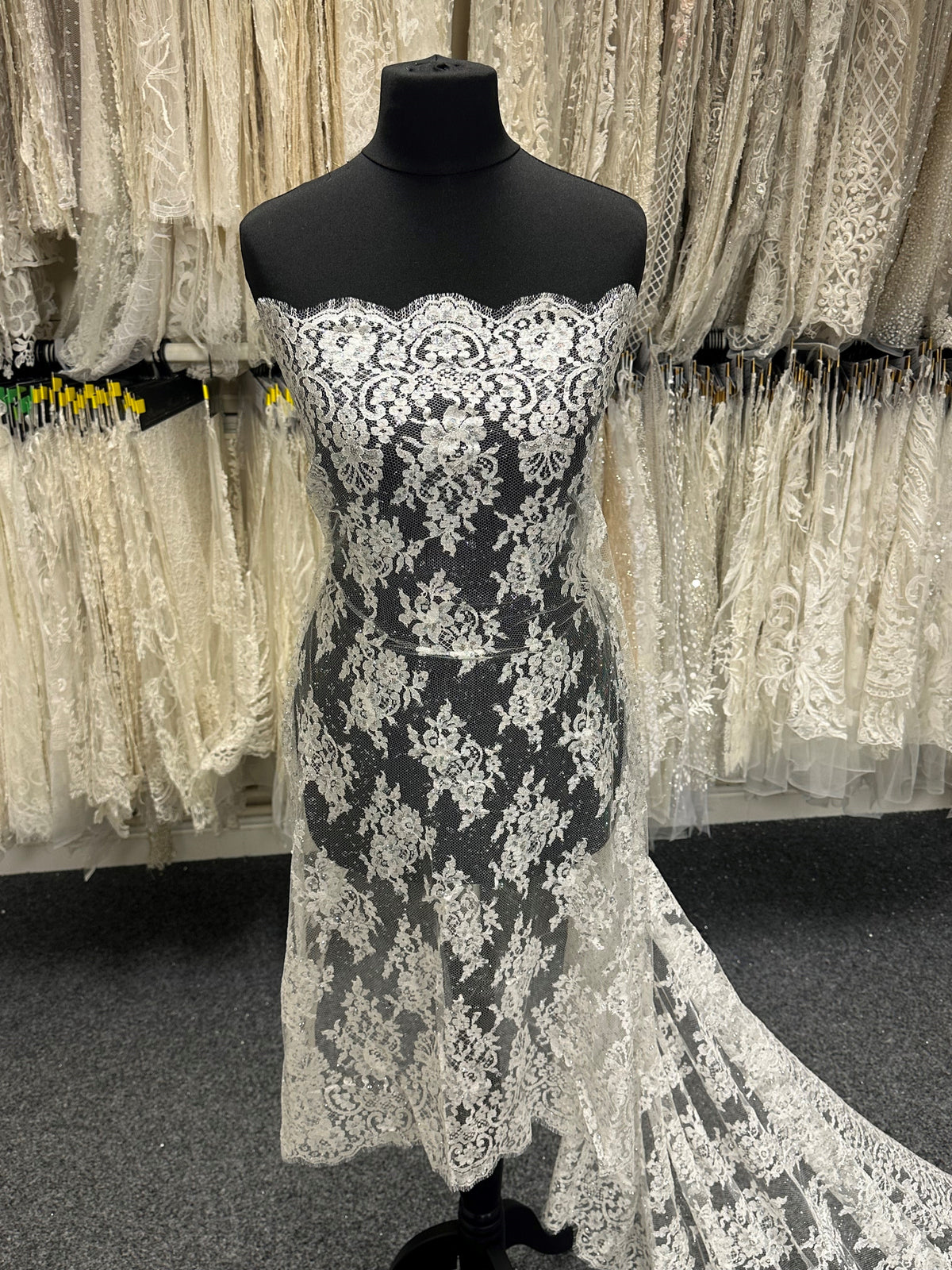 Ivory & Silver Chantilly Lace - Natasha