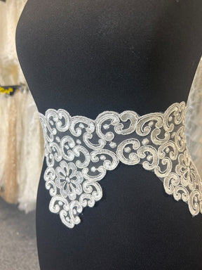 Ivory Corded Lace Trim - Acacia