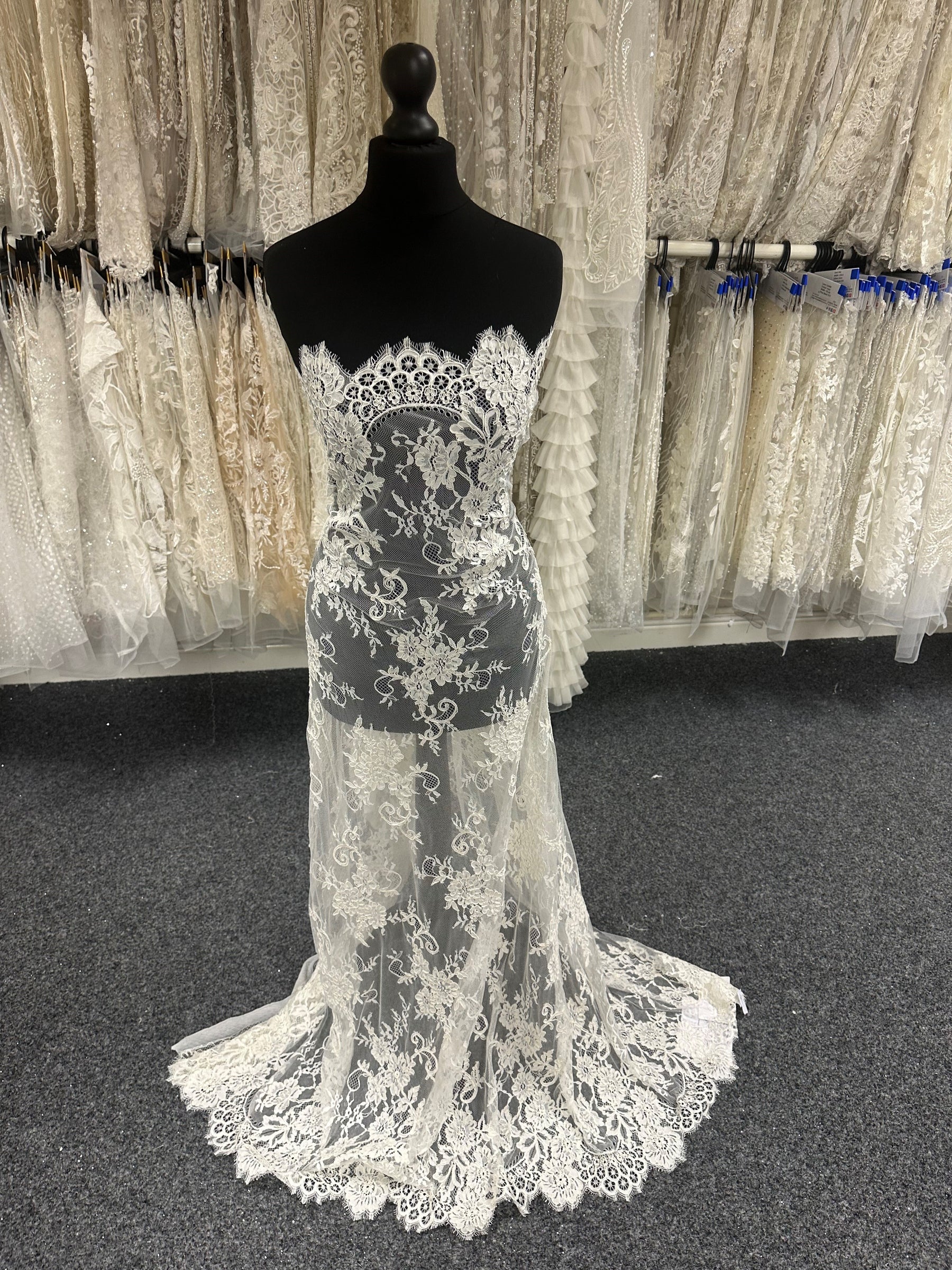 Ivory Corded Lace – Sarah