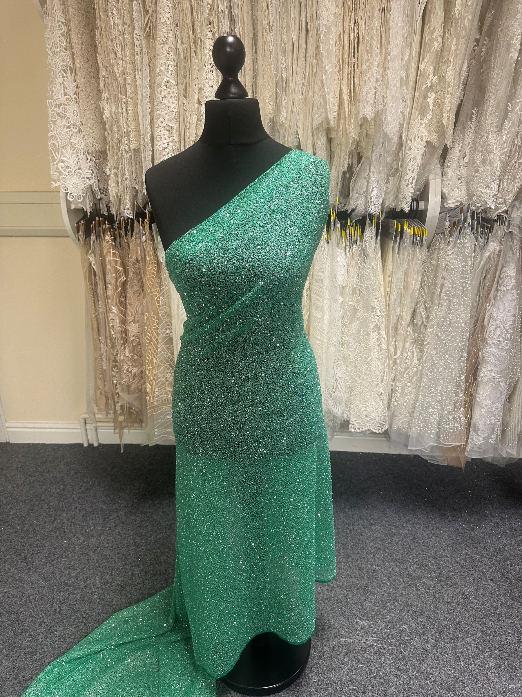 Green Beaded Lace - Britte