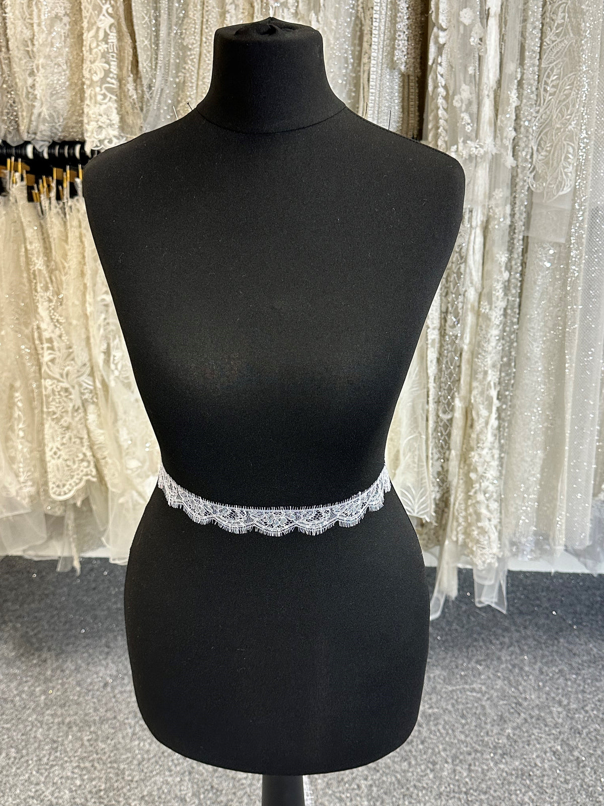 White Chantilly Lace Trim - Anna