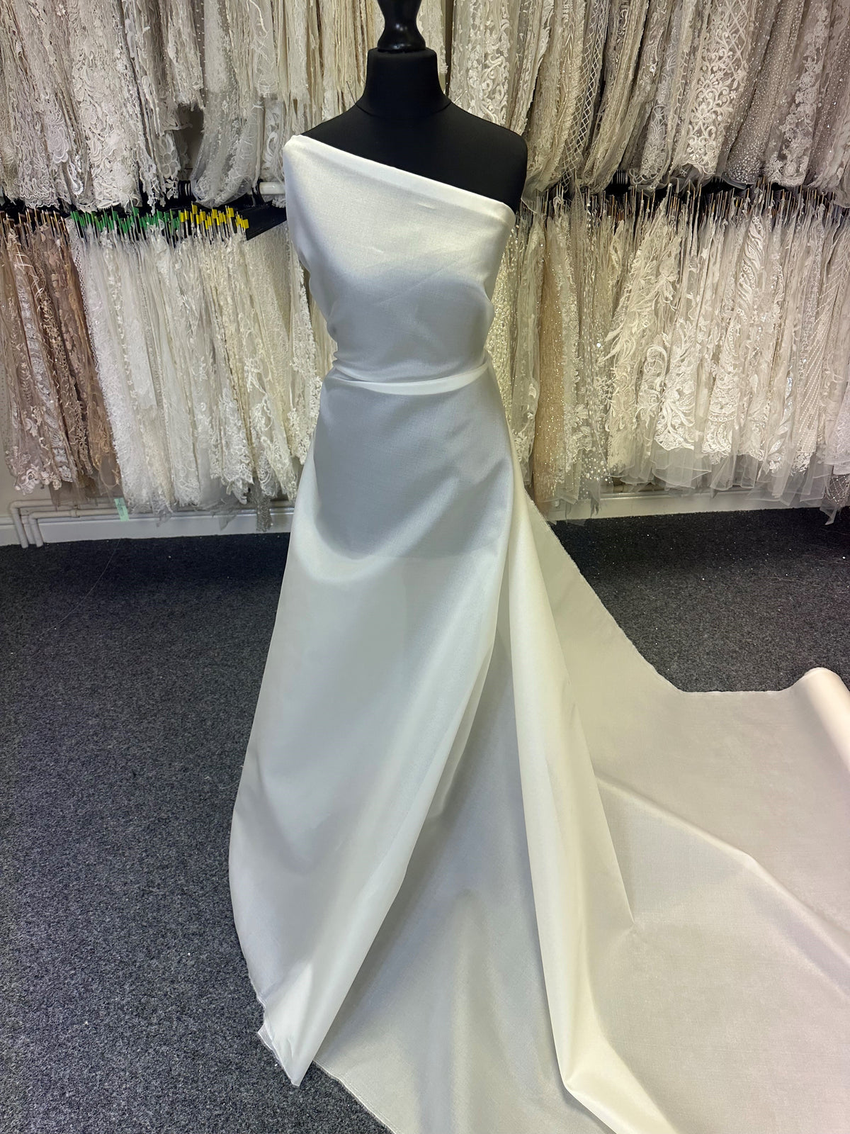 Ivory Silk Textured Organza - Artist