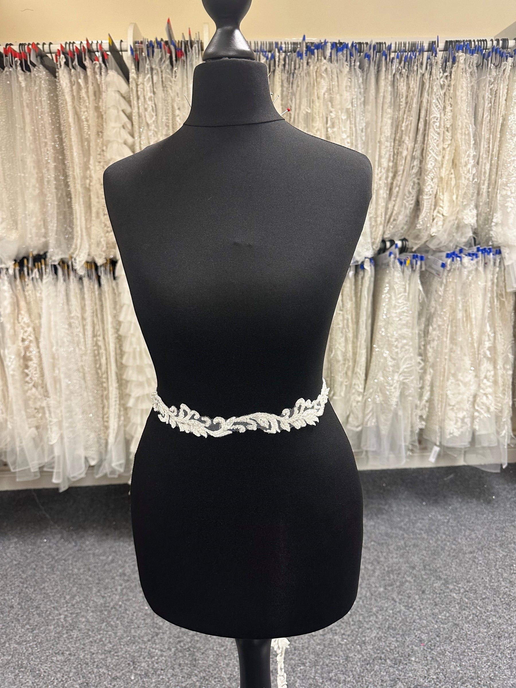 Ivory Beaded Lace Trim – Allanah