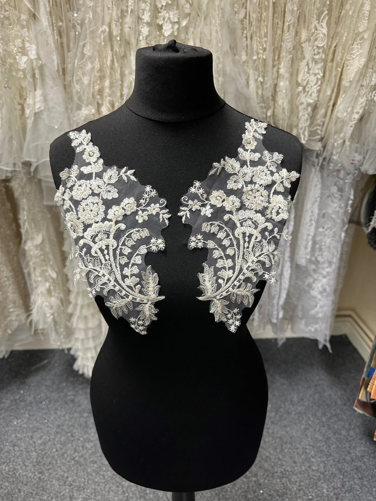 Ivory Sequinned Lace Appliques - Justine