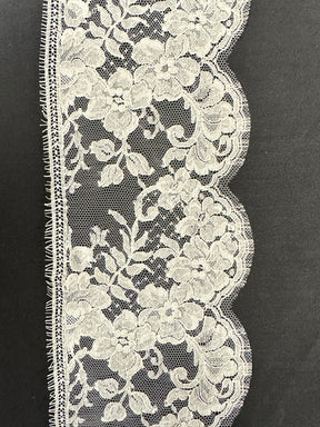 Ivory Chantilly Lace Trim - Rizawana