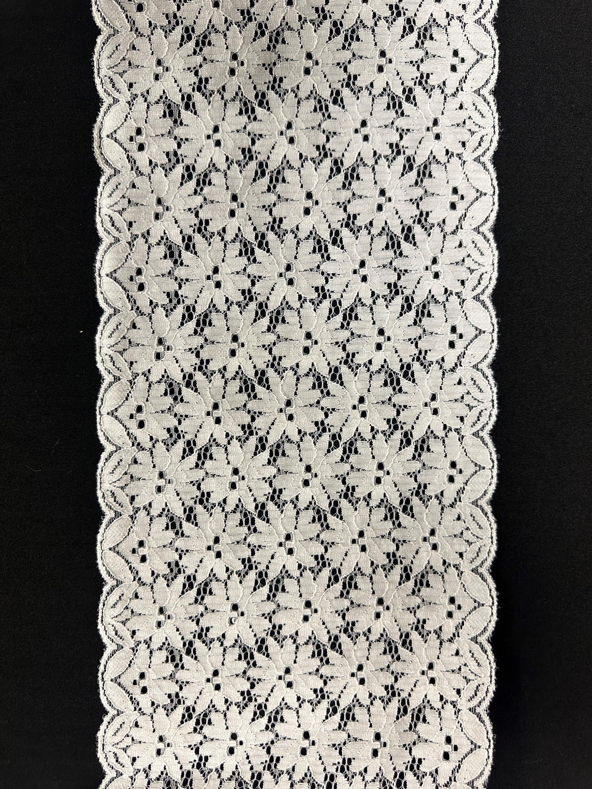 White Lace Trim - Pecan