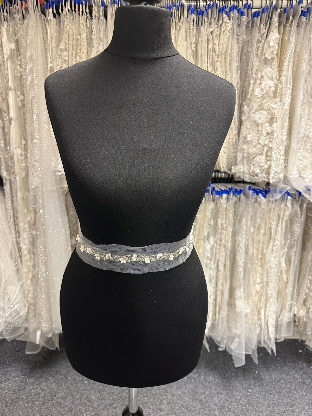 Crystal Dress Trim – Cygnus