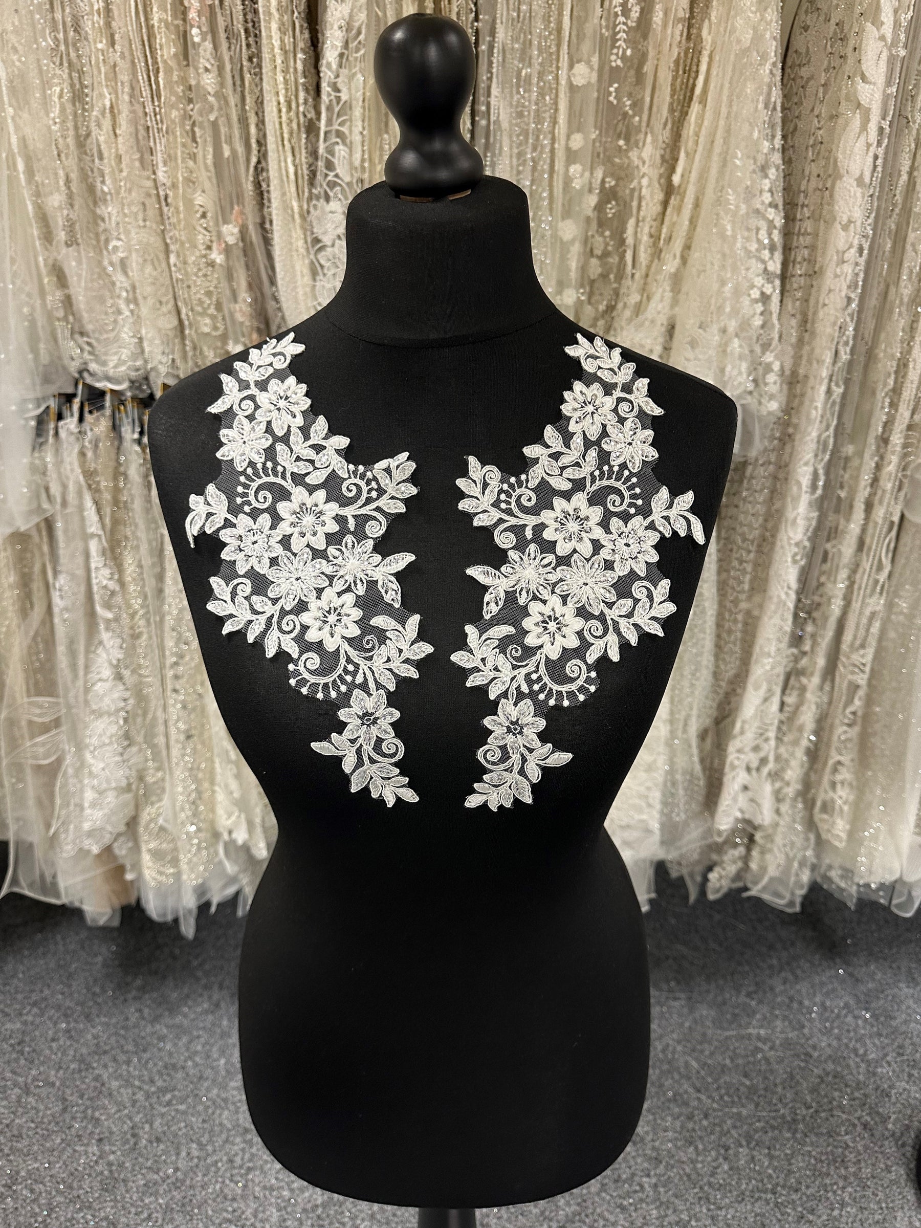 Ivory Sequinned Lace Appliques - Erica