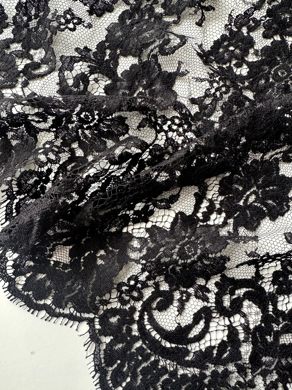 Black Chantilly Lace - Patricia