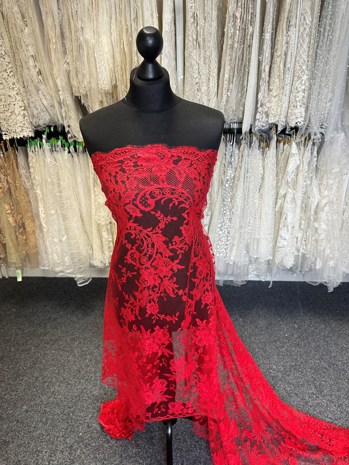 Scarlet Chantilly Lace - Kate