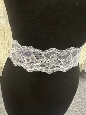 White Leavers Lace Trim - Amanda