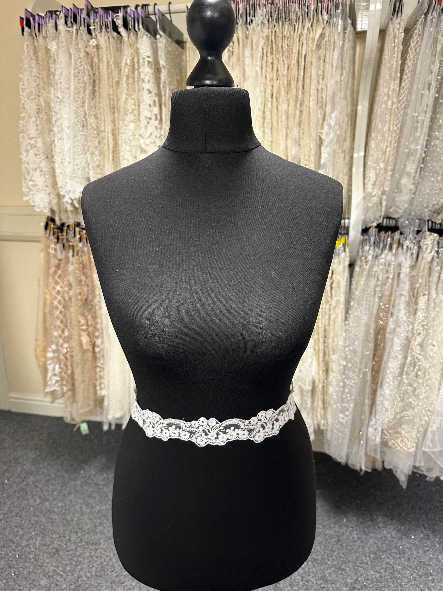 Ivory Embroidered Lace Trim - Jacana