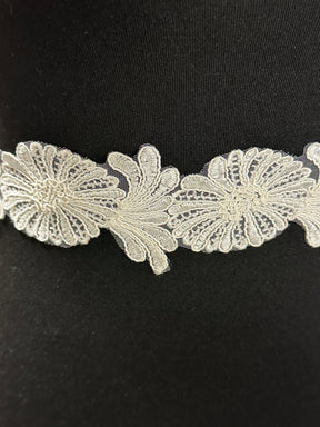 Ivory Corded Lace Trim - Azalea