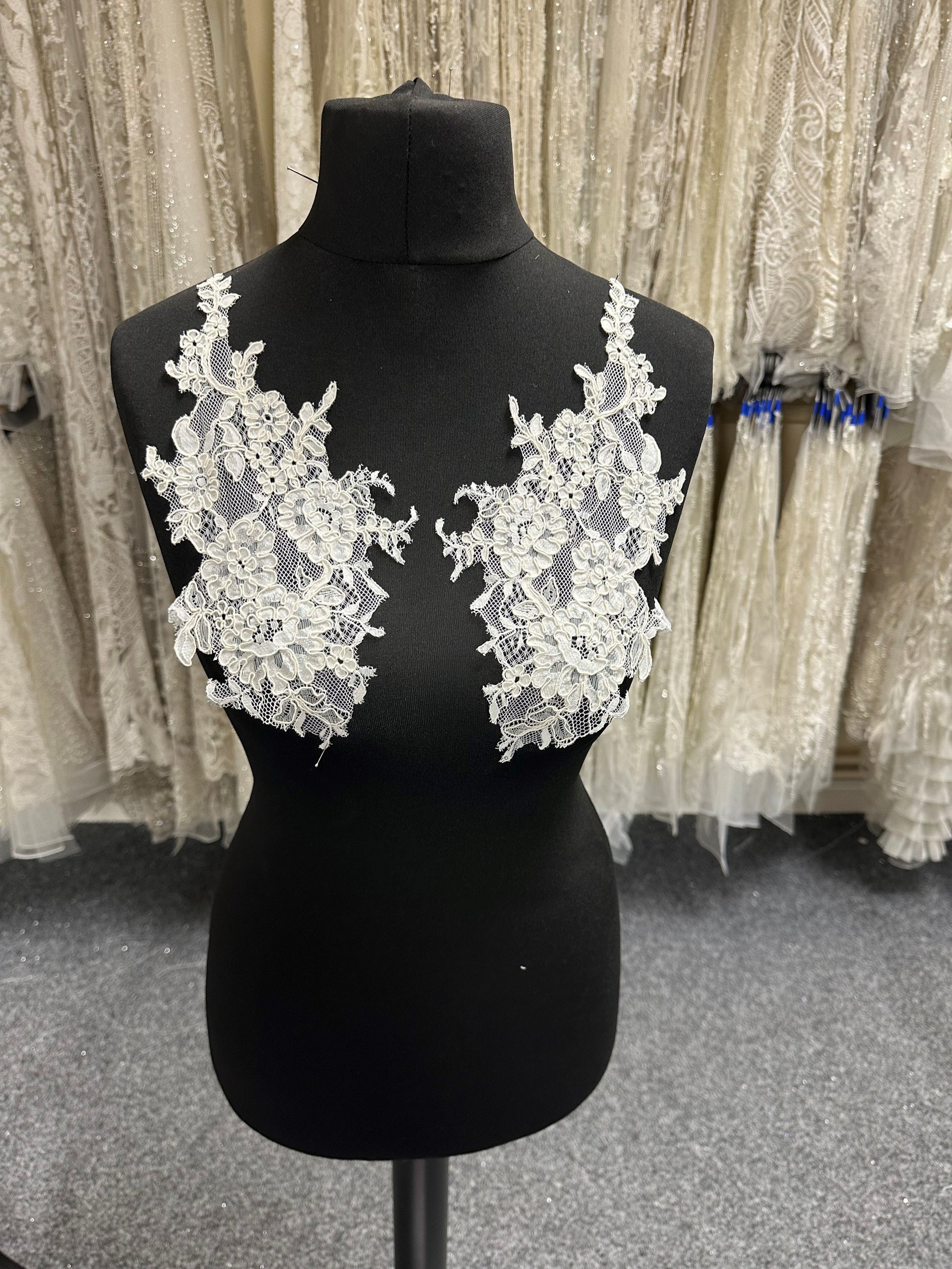 Ivory Corded Lace Appliques - Eloise