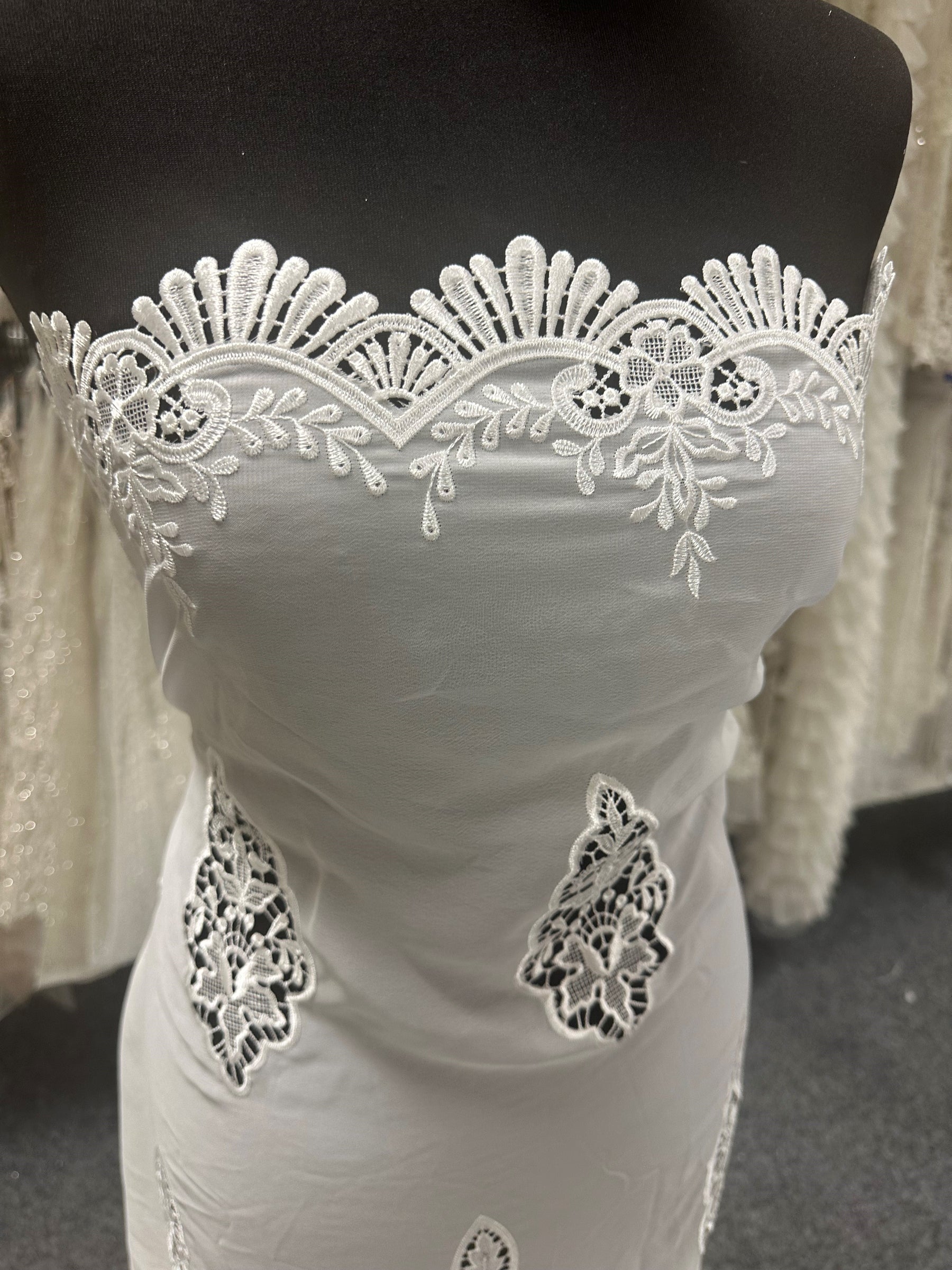 Ivory Embroidered Lace - Ursula