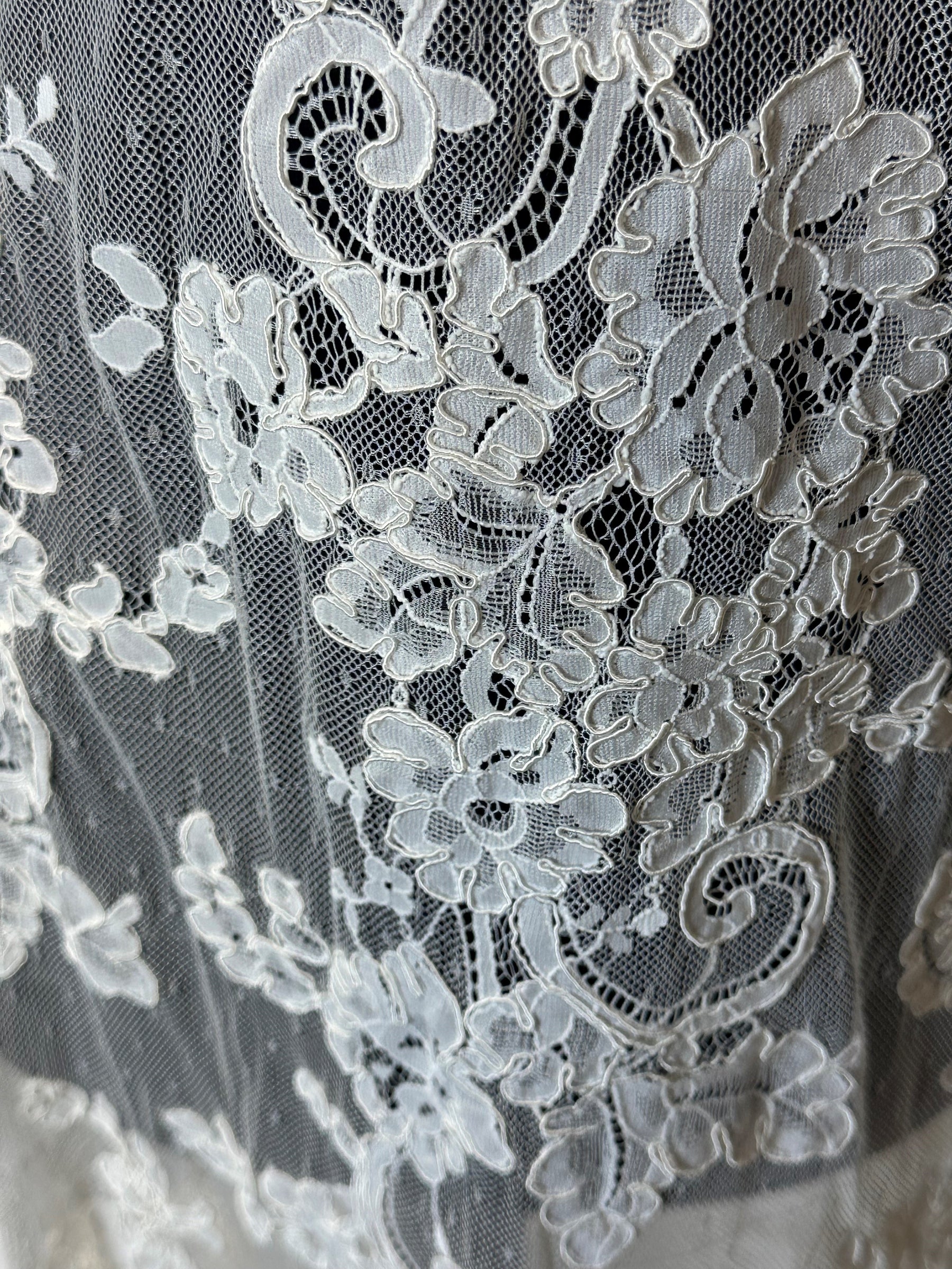 Ivory Corded Lace - Effie