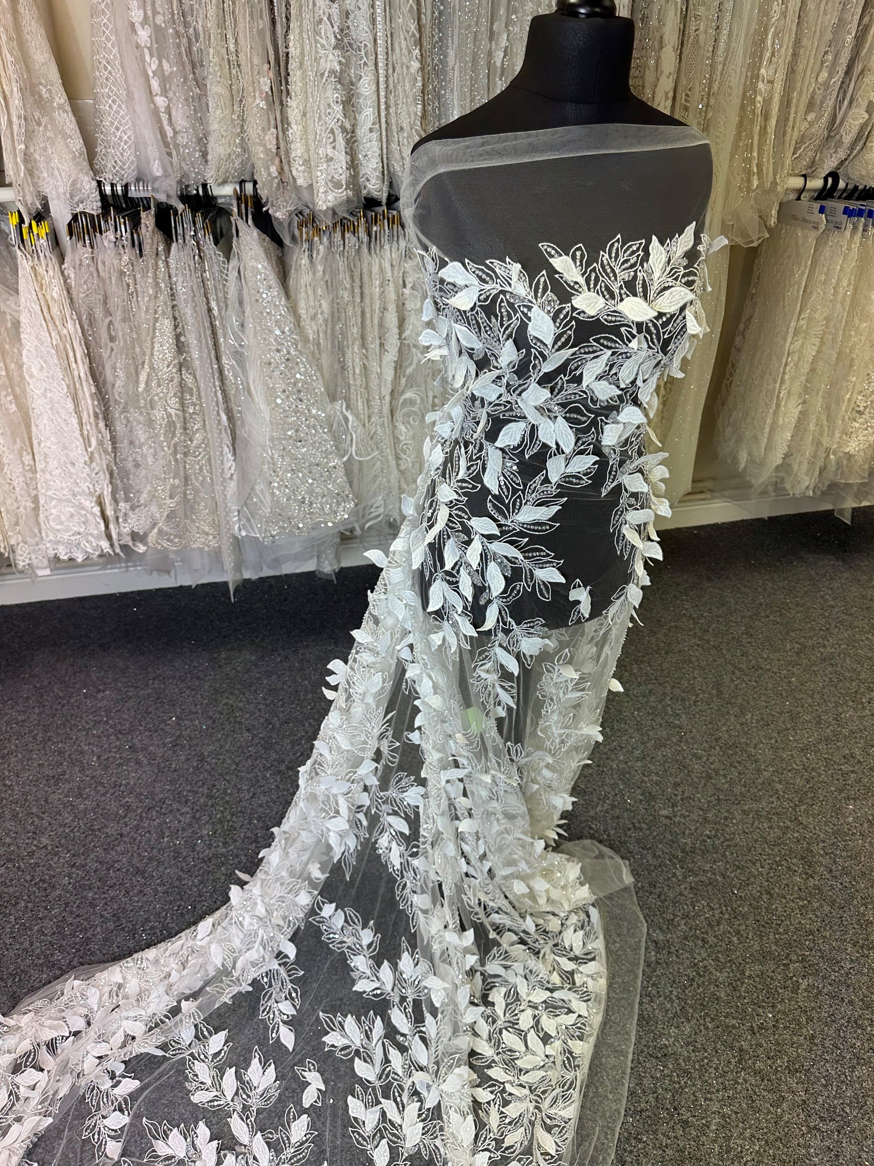 Ivory 3D Lace - Libella