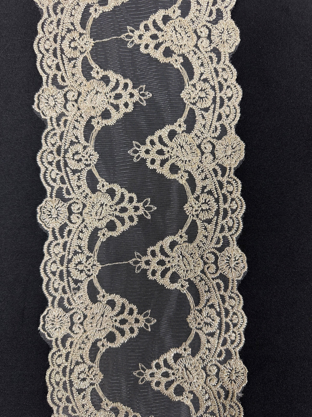 Gold Lace Trim - Cadenza