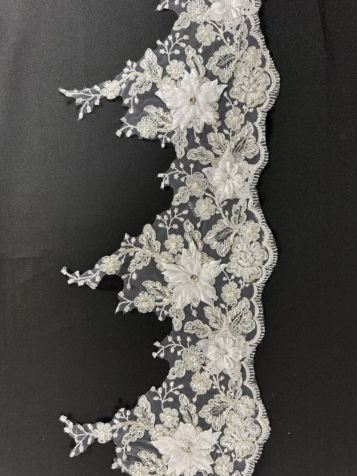 White Flower Lace Trim - Naomi