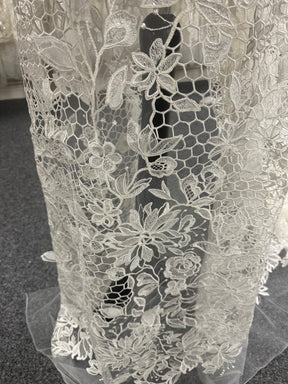 Ivory Embroidered Lattice Lace - Kiri