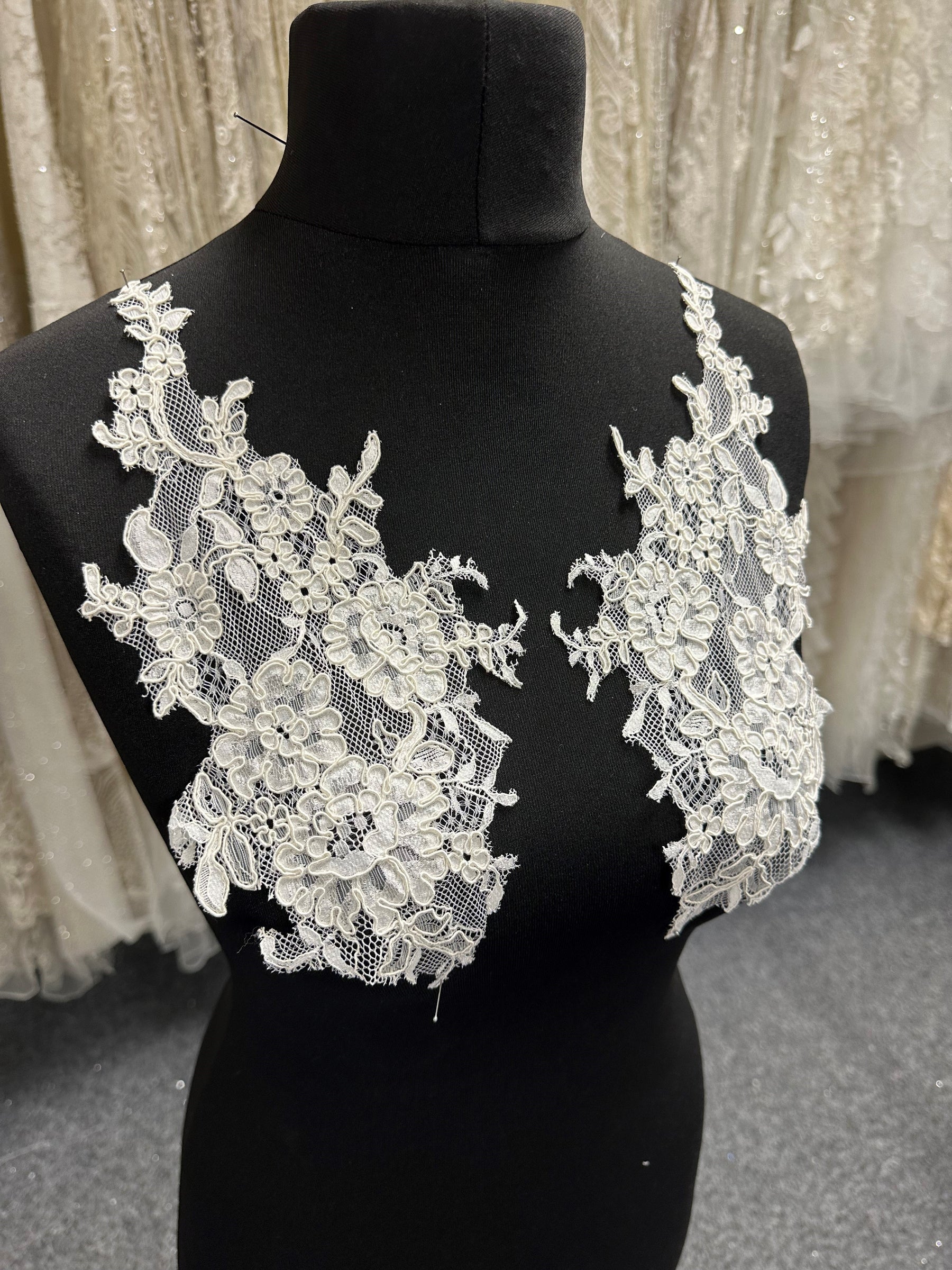 Ivory Corded Lace Appliques - Eloise