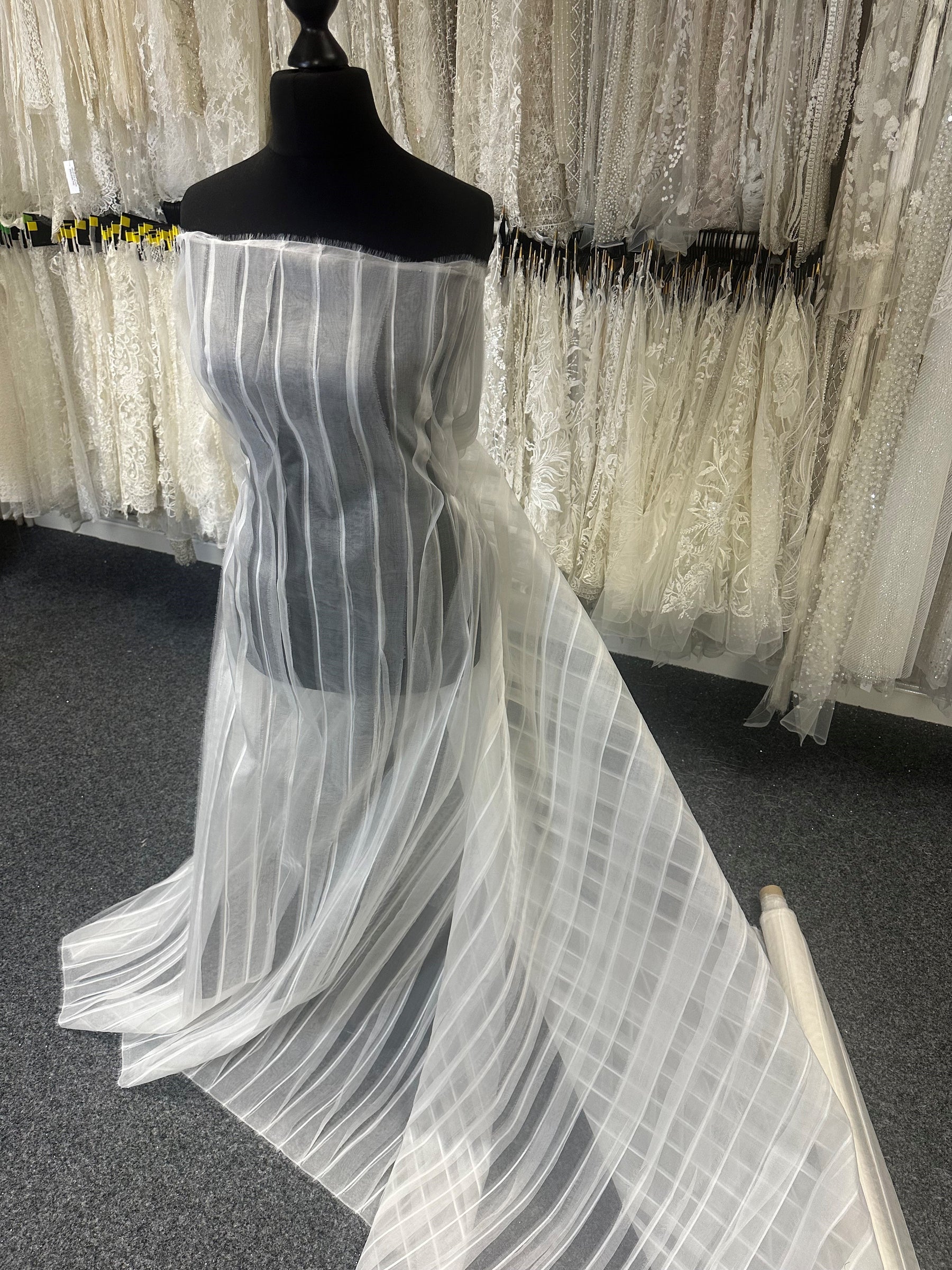 Ivory  Pleated Silk Organza - Samba