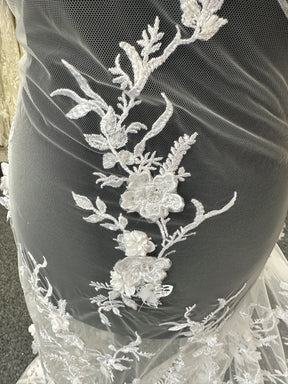 White Embroidered 3D Lace - Abiona