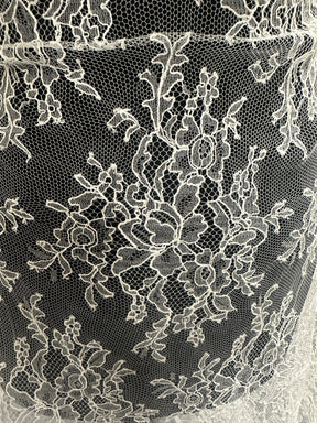 Ivory Chantilly Lace - Nelly