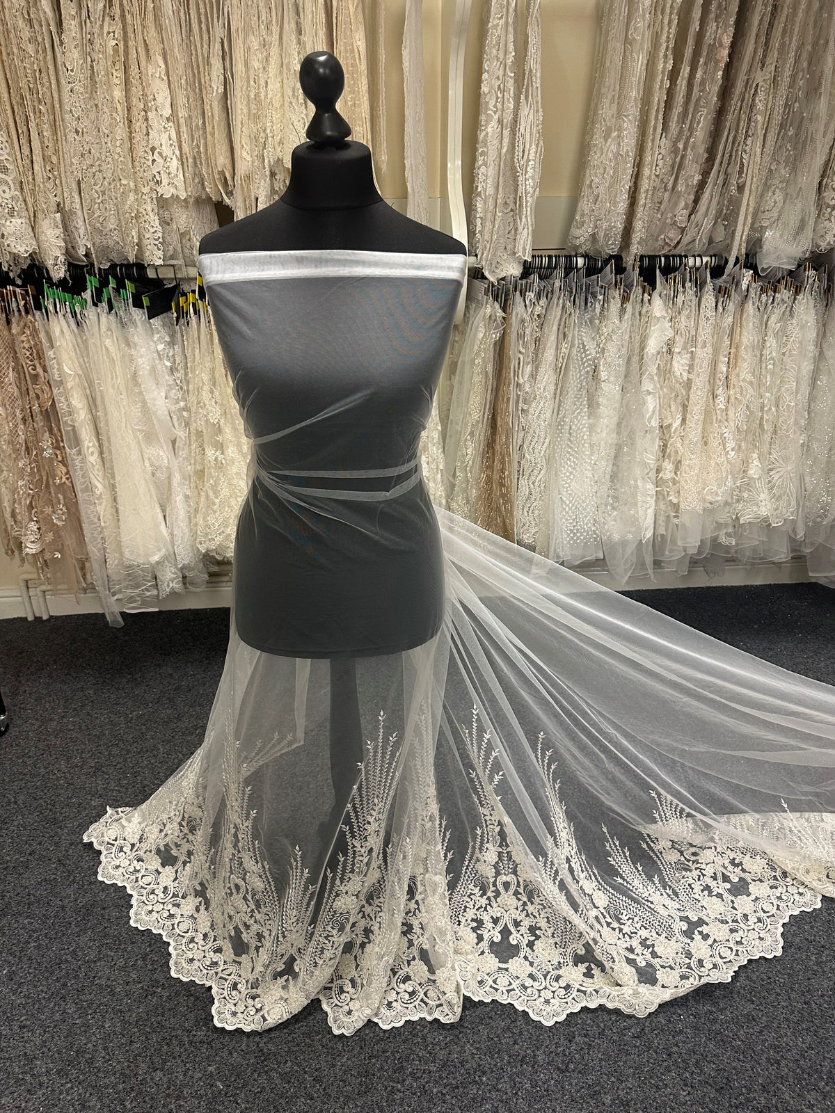 Ivory Lace Trimmed Tulle - Saigon