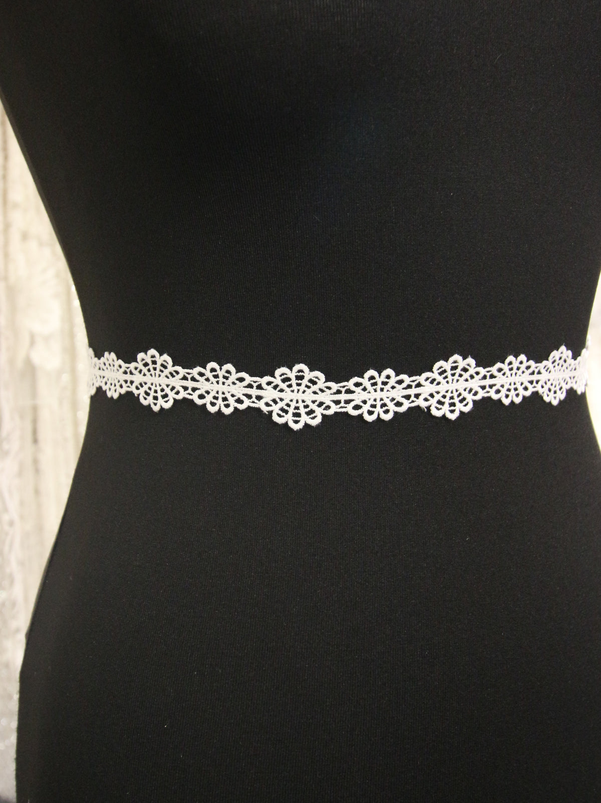 Ivory Lace Trim - Butternut