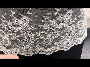 Ivory Chantilly Lace Trim - Pastelle