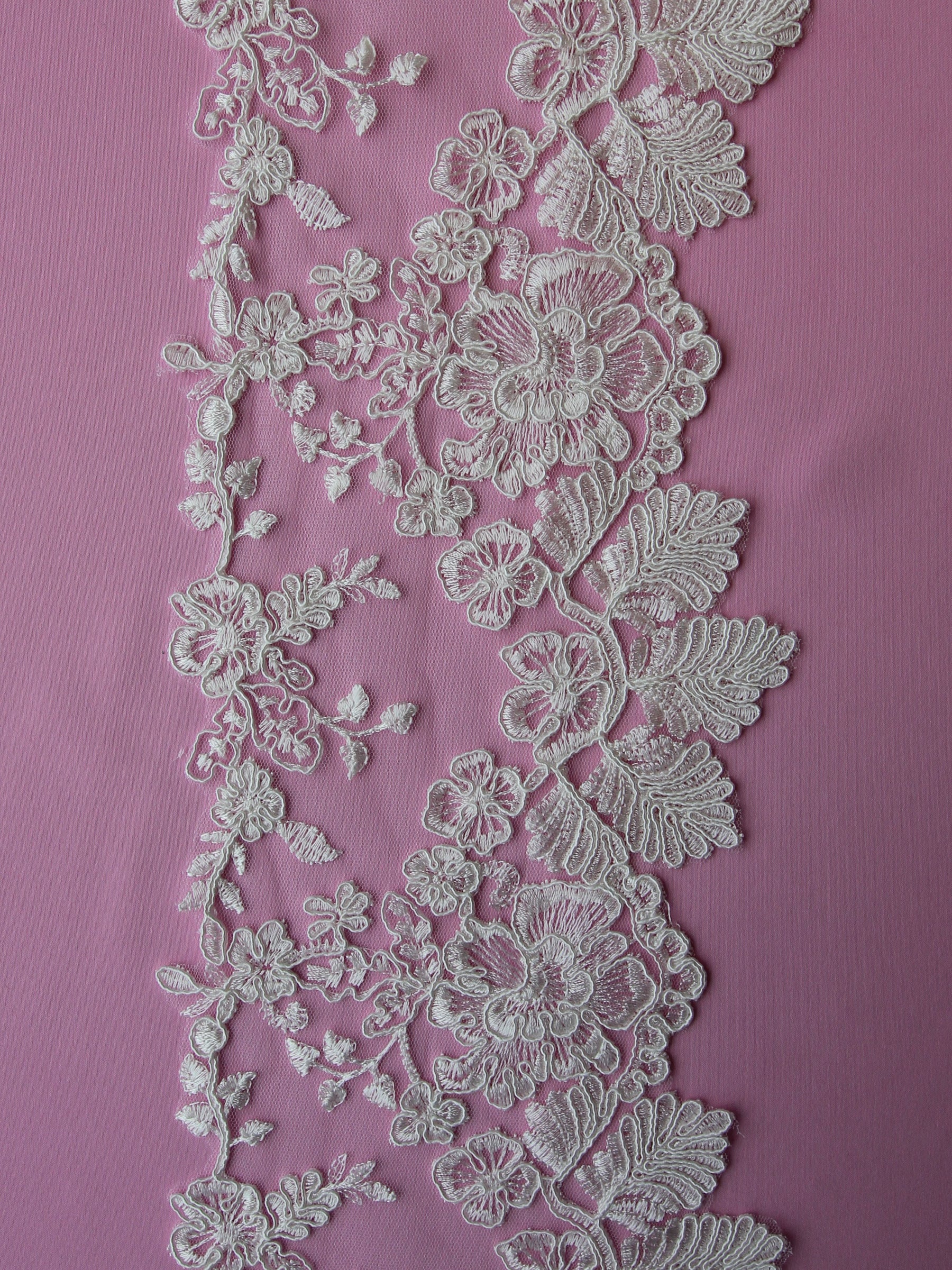 Dyeable cotton flower lace trim 